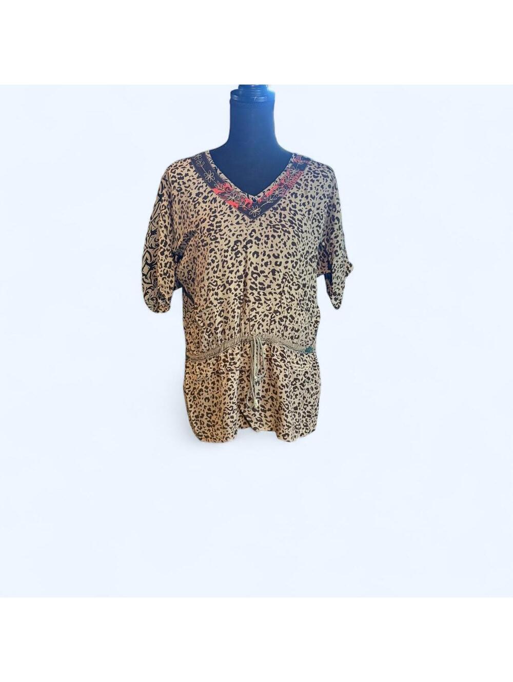 Tienda Ho free size boho blouse NWOT